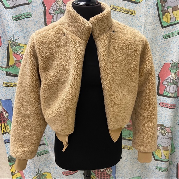 alo yoga foxy sherpa jacket xs
